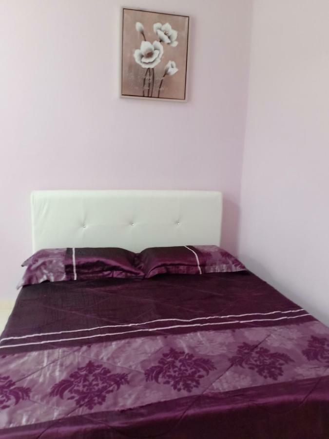Muslim Dinaim Homestay Tanjong Malim Exterior photo
